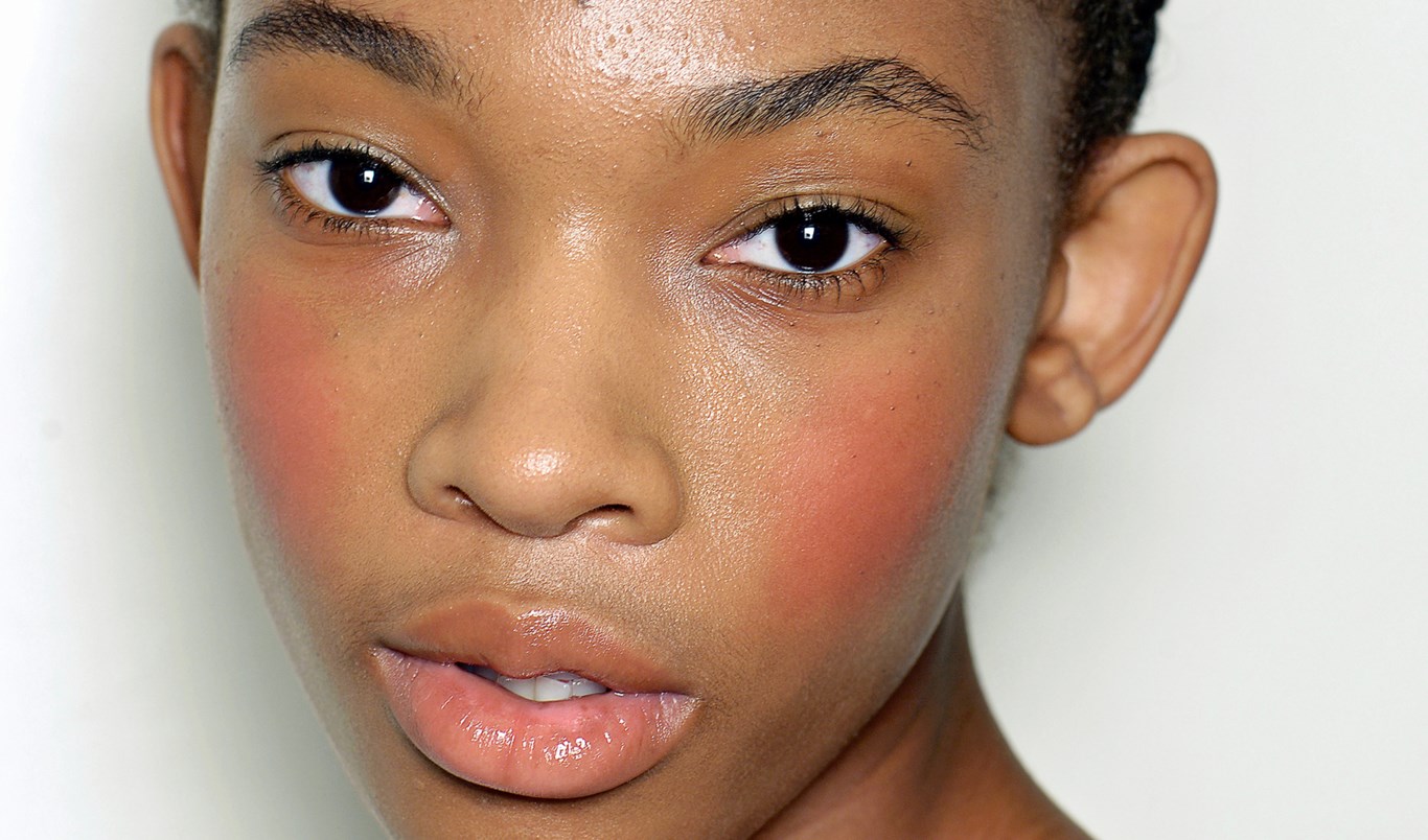 Blushing Beauty: rouge är trendigt i vår