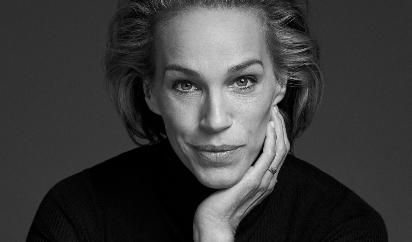 Emma Wiklund fyller 50 år: "Det är ingen idé att slösa tid på åldersnoja"