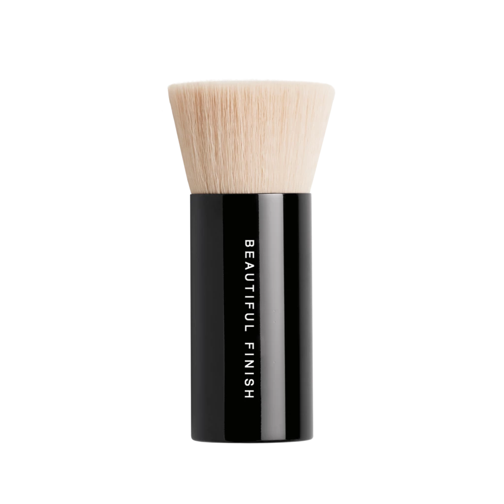 bareMinerals - Beautiful Finish Face Brushosoitteessa Kicks.fi