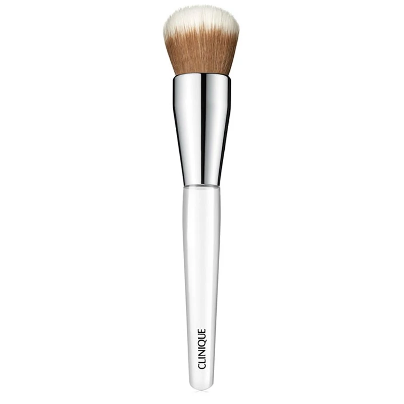 Clinique - Foundation Buff Brush på KICKS.se