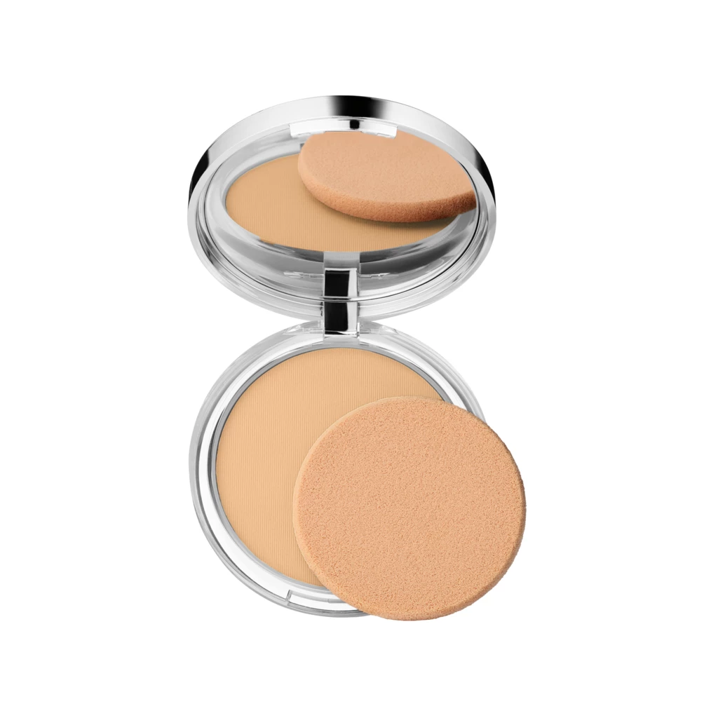 Clinique - Stay-Matte Sheer Pressed Powder Stay Tea på KICKS.se