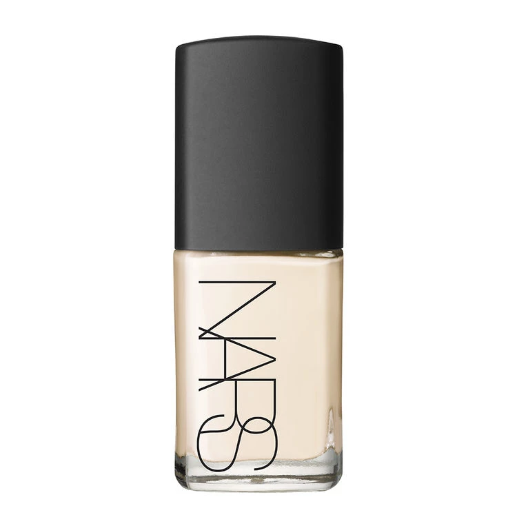 NARS - Sheer Glow Foundation Siberia på KICKS.se
