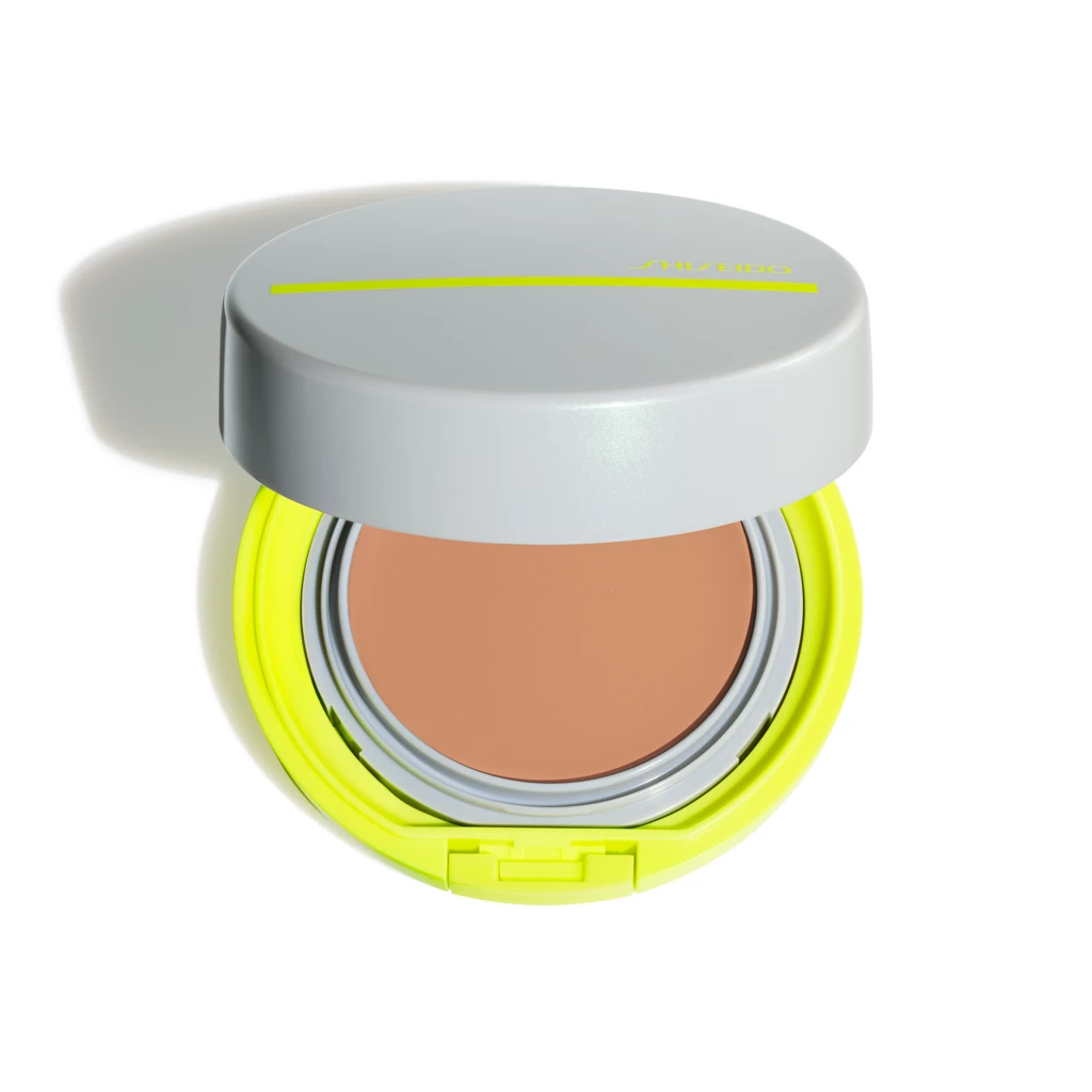 Shiseido - Sports BB Compact SPF50+ 3 Dark på KICKS.se