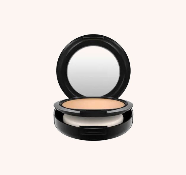 Studio Fix Powder Plus Foundation C4 Studio Fix Powder Plus Foundation C4