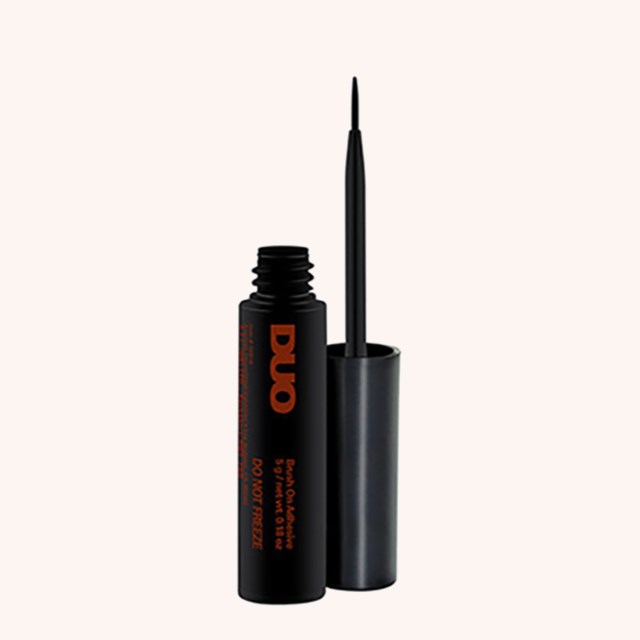 Duo Brush On Striplash Adhesive Black Duo Brush On Striplash Adhesive Black