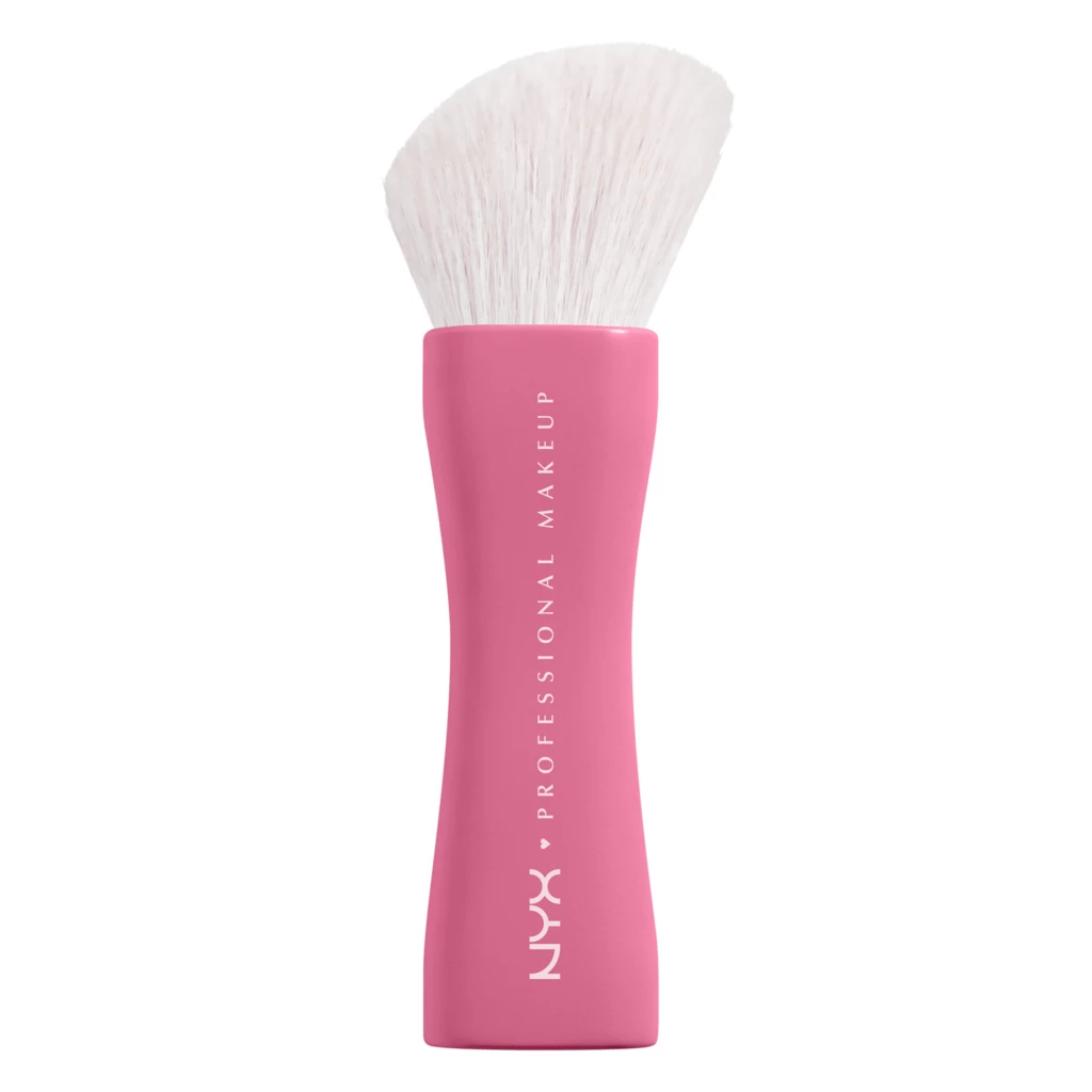 NYX Professional Makeup - Buttermelt Blush Brush på KICKS.se