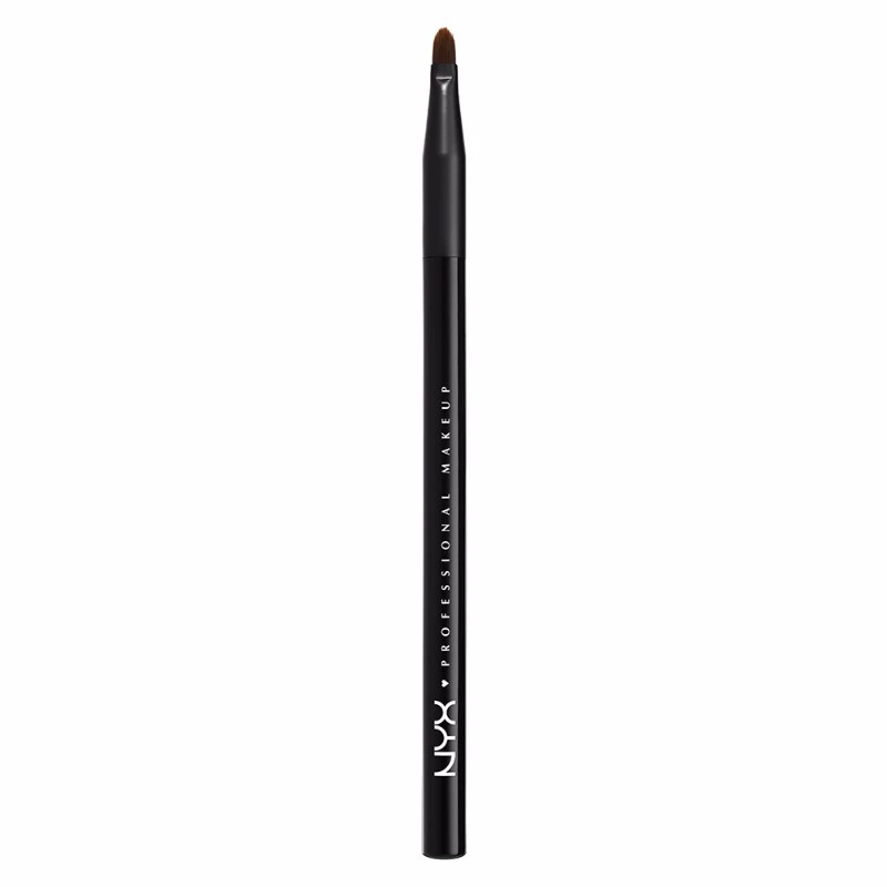 NYX Professional Makeup - Lip Pro Brush på KICKS.no