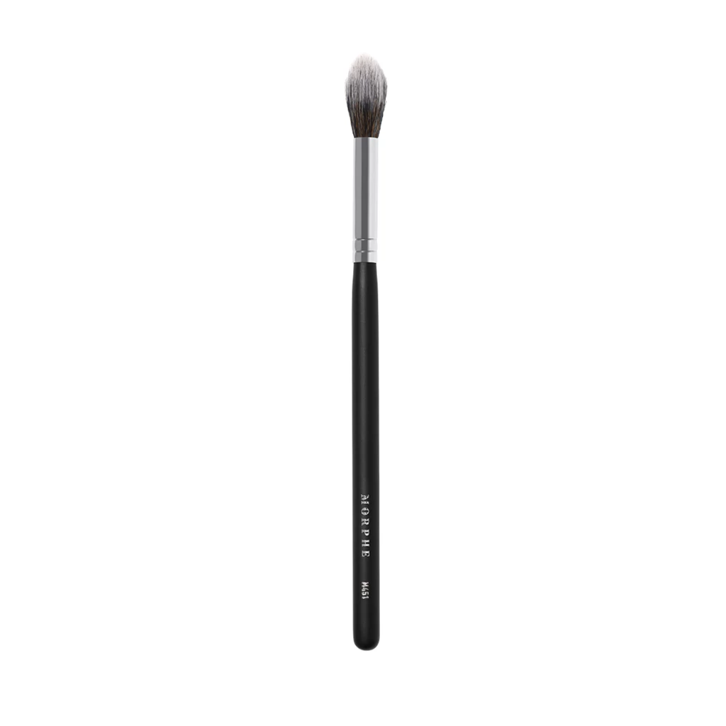 Morphe - Detailed Highlighter Brush - M451 på KICKS.no