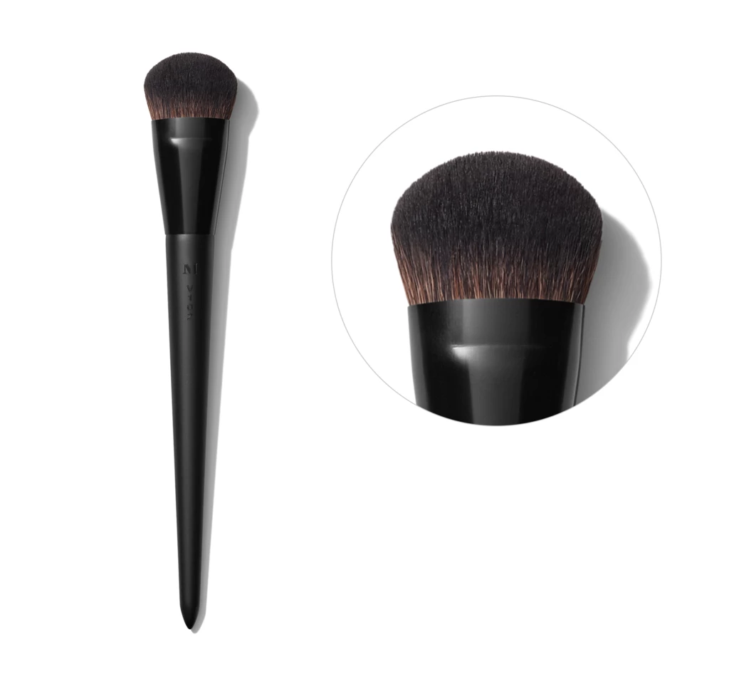 Morphe - V102 Dense Edged Foundation Brush på KICKS.no