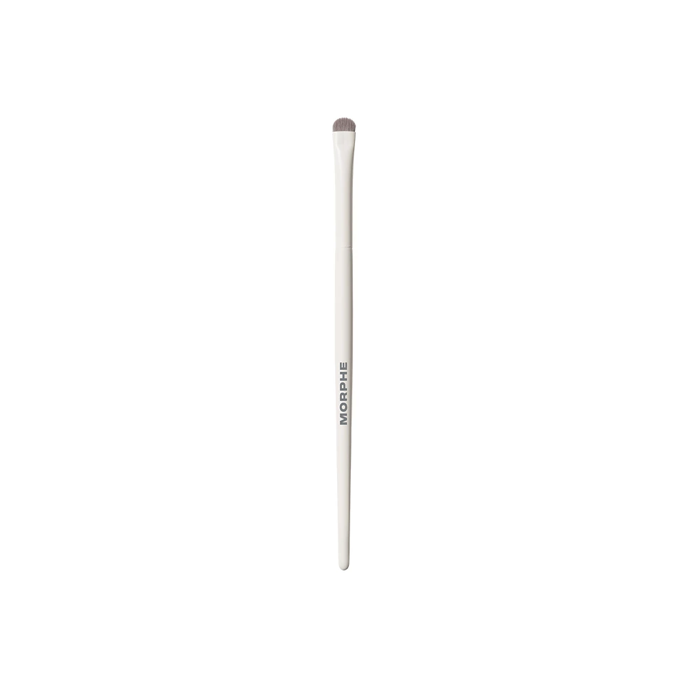 Morphe - M382 Detail Smudger Eye Brush på KICKS.no