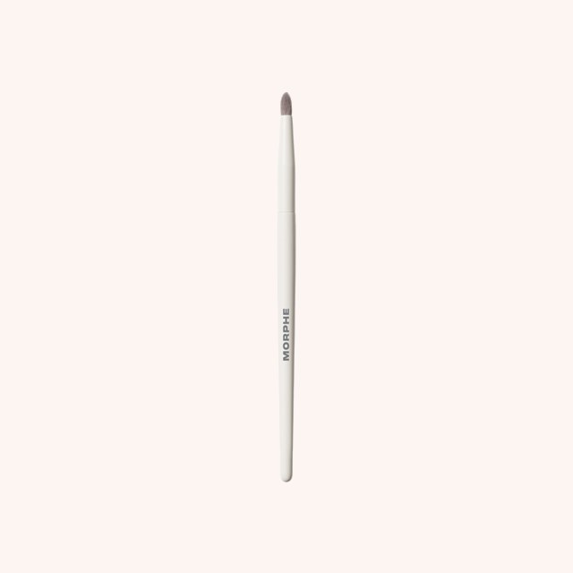 M383 Pointed Detail Eye Brush M383 Pointed Detail Eye Brush