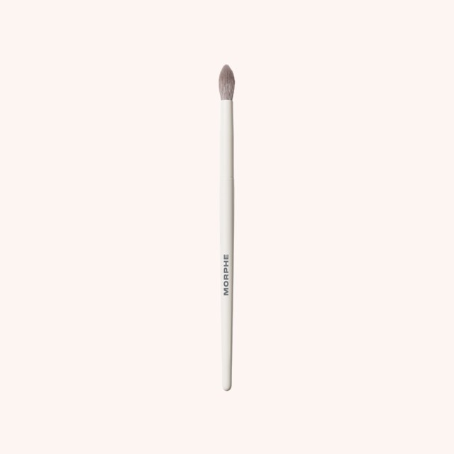 M331 Tapered Blender Eyeshadow Brush