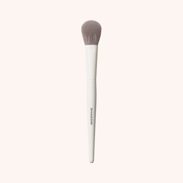 M202 Slanted Blush Brush M202 Slanted Blush Brush