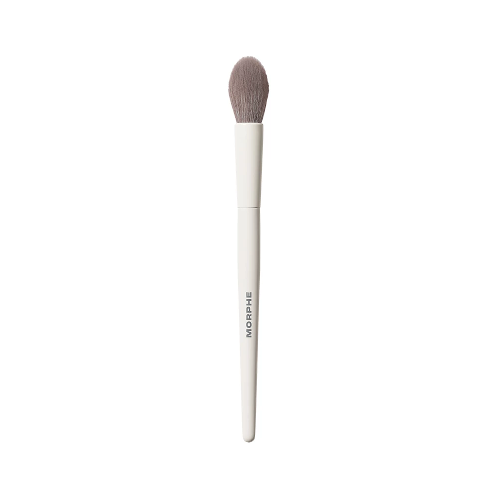 Morphe - M164 Small Pointed Powder Brush på KICKS.no