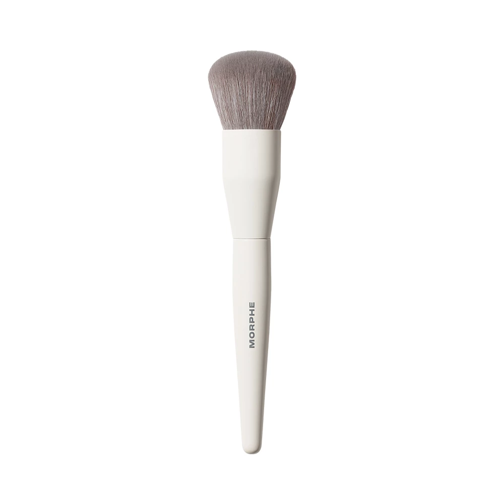 Morphe - M105 Large Domed Foundation & Body Brush på KICKS.no