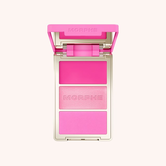 Cheek Thrills Multi-Finish Face Trio Après-Ski Cheek Thrills Multi-Finish Face Trio Après-Ski