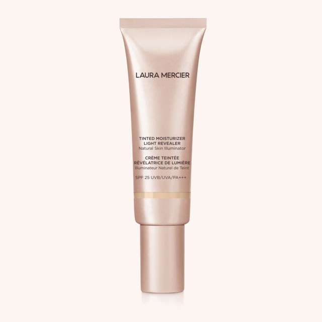 Tinted Moisturizer Light Revealer Natural Skin Illuminator SPF25 0W1 Pearl Tinted Moisturizer Light Revealer Natural Skin Illuminator SPF25 0W1 Pearl