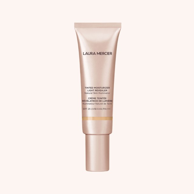 Tinted Moisturizer Light Revealer Natural Skin Illuminator SPF25 1W1 Porcelain Tinted Moisturizer Light Revealer Natural Skin Illuminator SPF25 1W1 Porcelain