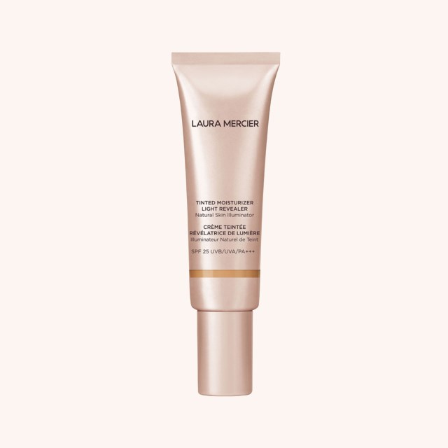 Tinted Moisturizer Light Revealer Natural Skin Illuminator SPF25 3N1 Sand Tinted Moisturizer Light Revealer Natural Skin Illuminator SPF25 3N1 Sand