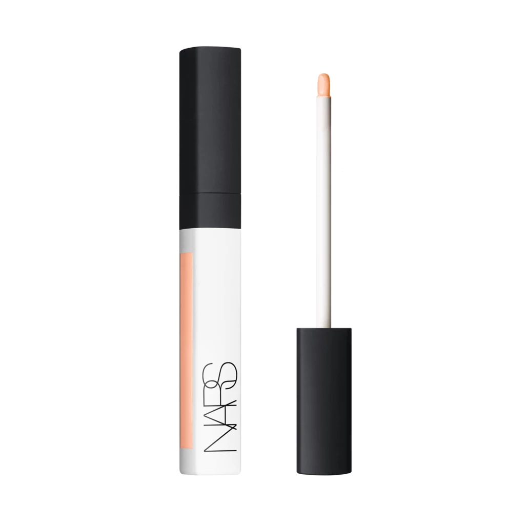 NARS - Radiant Creamy Color Corrector Concealer Light på KICKS.se
