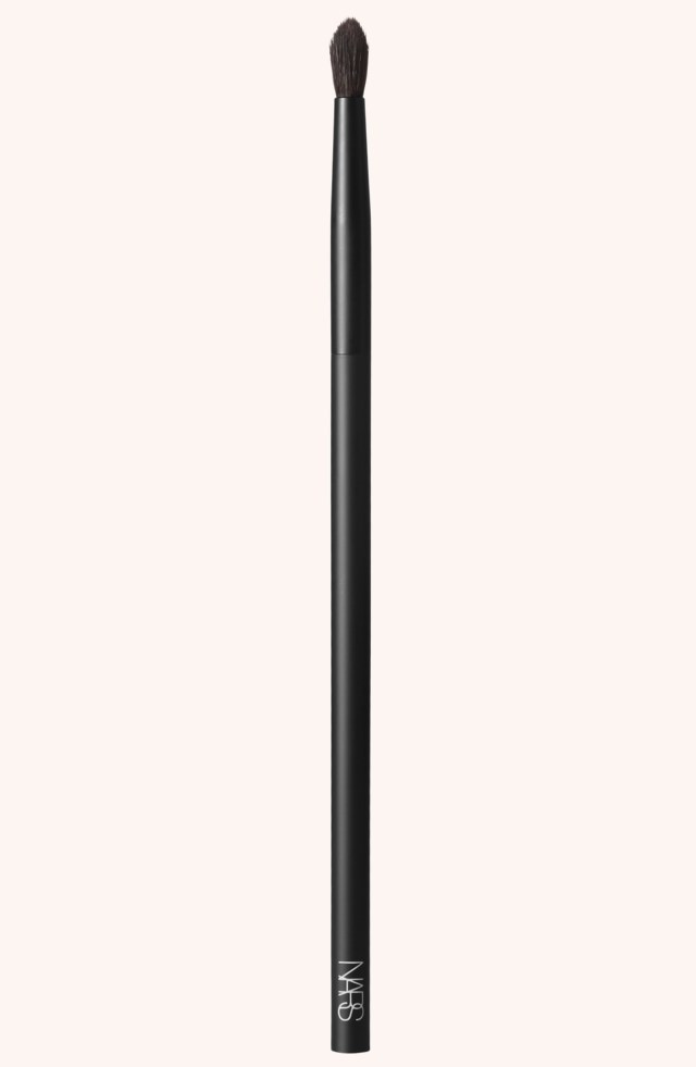 #23 Precision Blending Brush #23 Precision Blending Brush