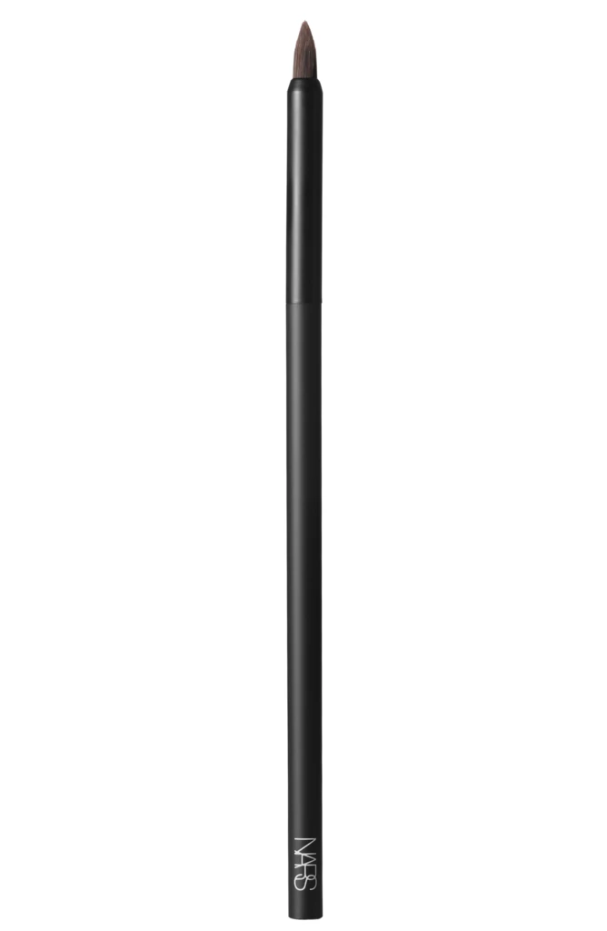 NARS - #40 Multi-Use Precision Brush på KICKS.no