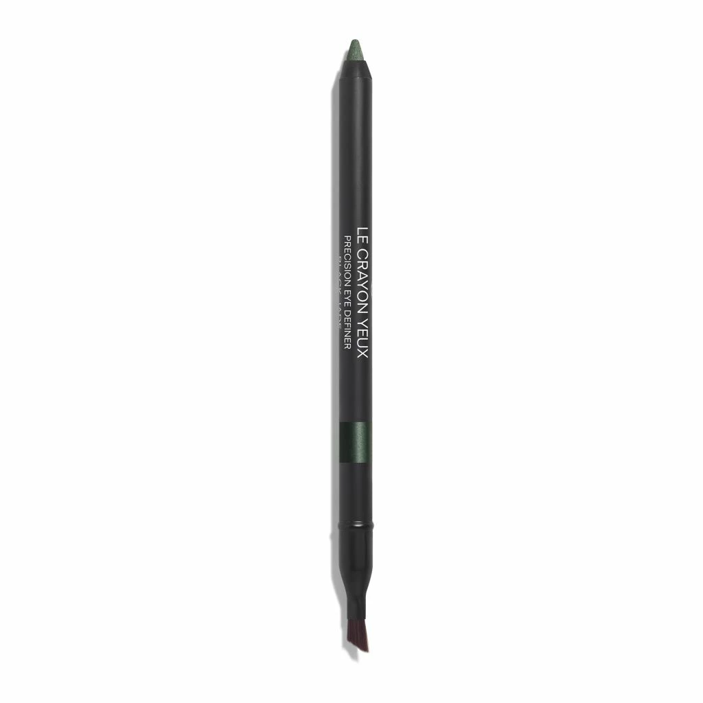 CHANEL - Eye Definer på KICKS.no