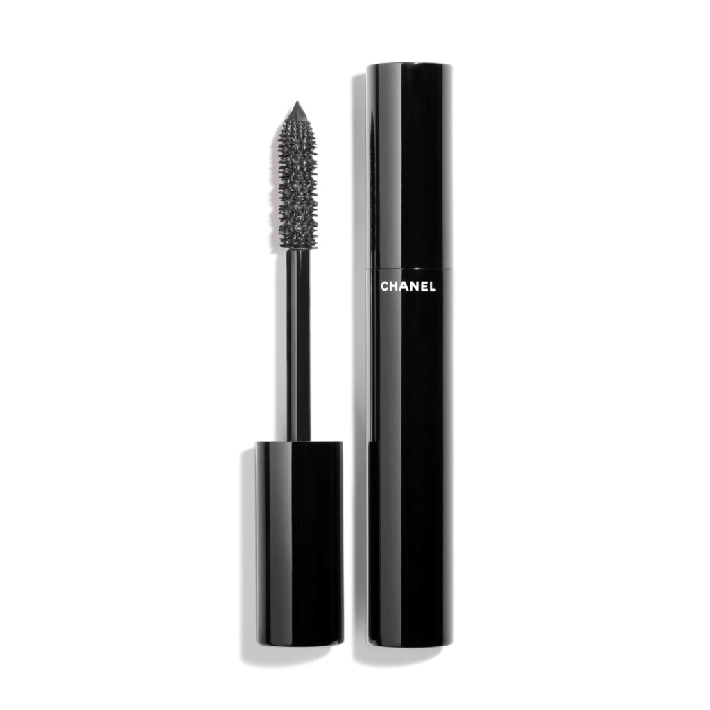 CHANEL - Volume Mascara på KICKS.no