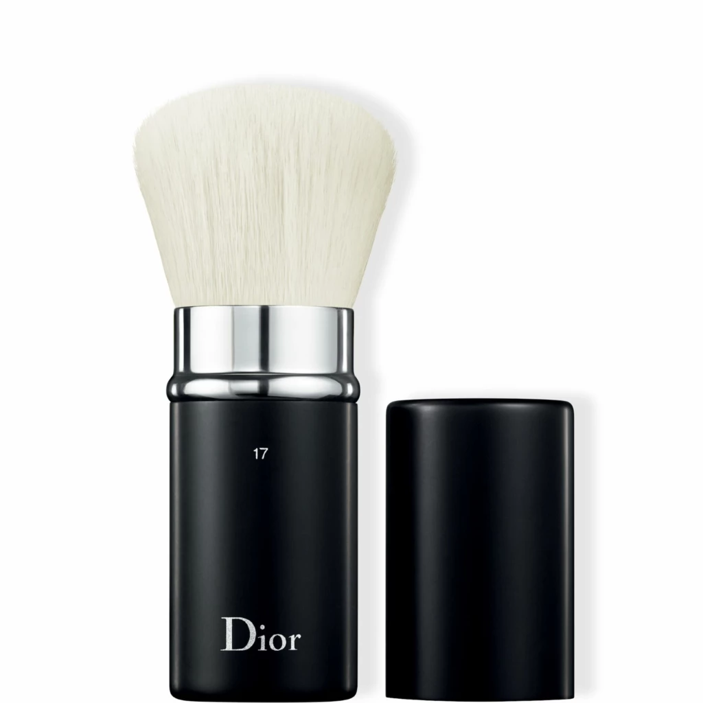 DIOR - Backstage Kabuki Brush N° 17 på KICKS.se
