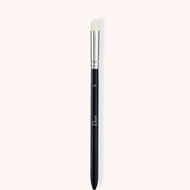 Backstage Large Eyeshadow Blending Brush N° 23 Backstage Large Eyeshadow Blending Brush N° 23