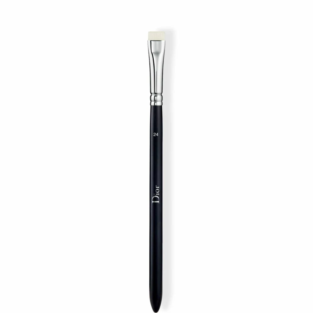 DIOR - Backstage Eyeliner Brush N° 24 på KICKS.no