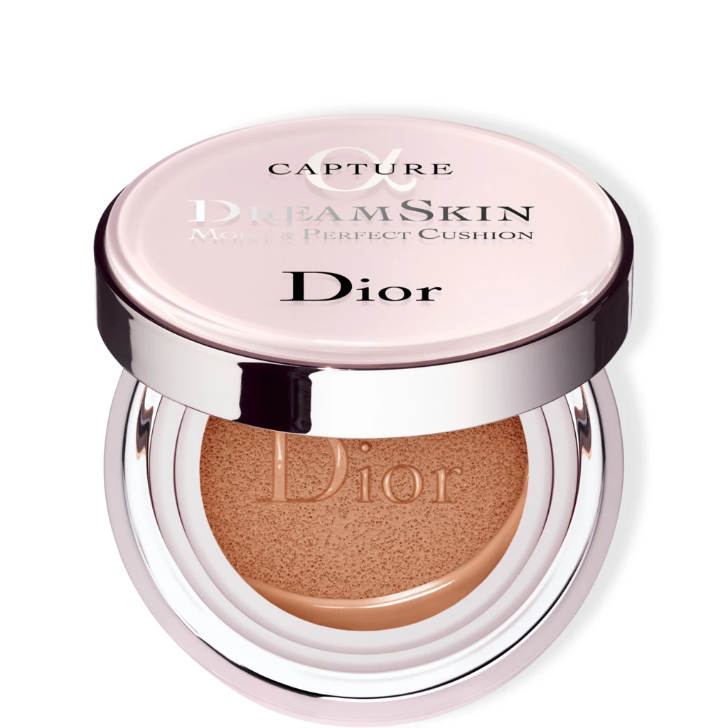 DIOR - Capture Dreamskin Moist & Perfect Cushion 30 på KICKS.se