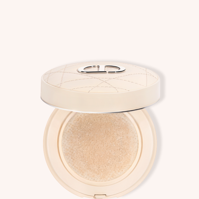 Forever Cushion Powder 010 Forever Cushion Powder 010