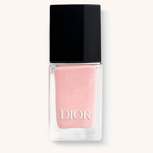 Vernis Nail Polish With Gel Effect And Couture Color 268 Ruban Vernis Nail Polish With Gel Effect And Couture Color 268 Ruban