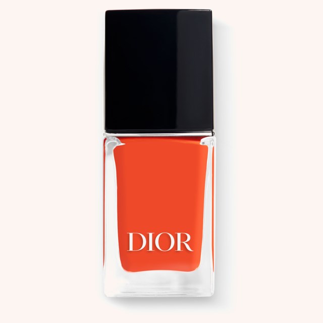 Vernis Nail Polish With Gel Effect And Couture Color 648 Mirage Vernis Nail Polish With Gel Effect And Couture Color 648 Mirage