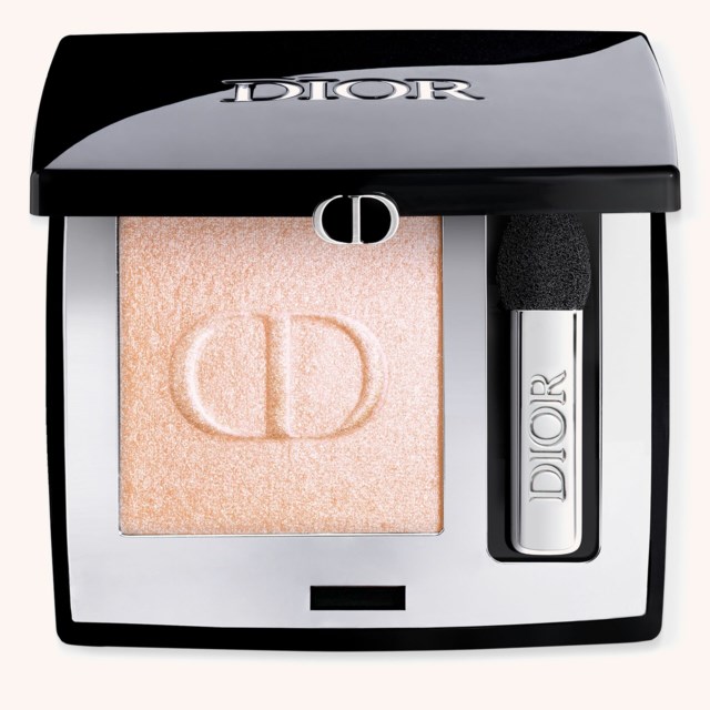 Diorshow Mono Couleur High-Color And Long-Wear Eyeshadow 633 Coral Look Diorshow Mono Couleur High-Color And Long-Wear Eyeshadow 633 Coral Look