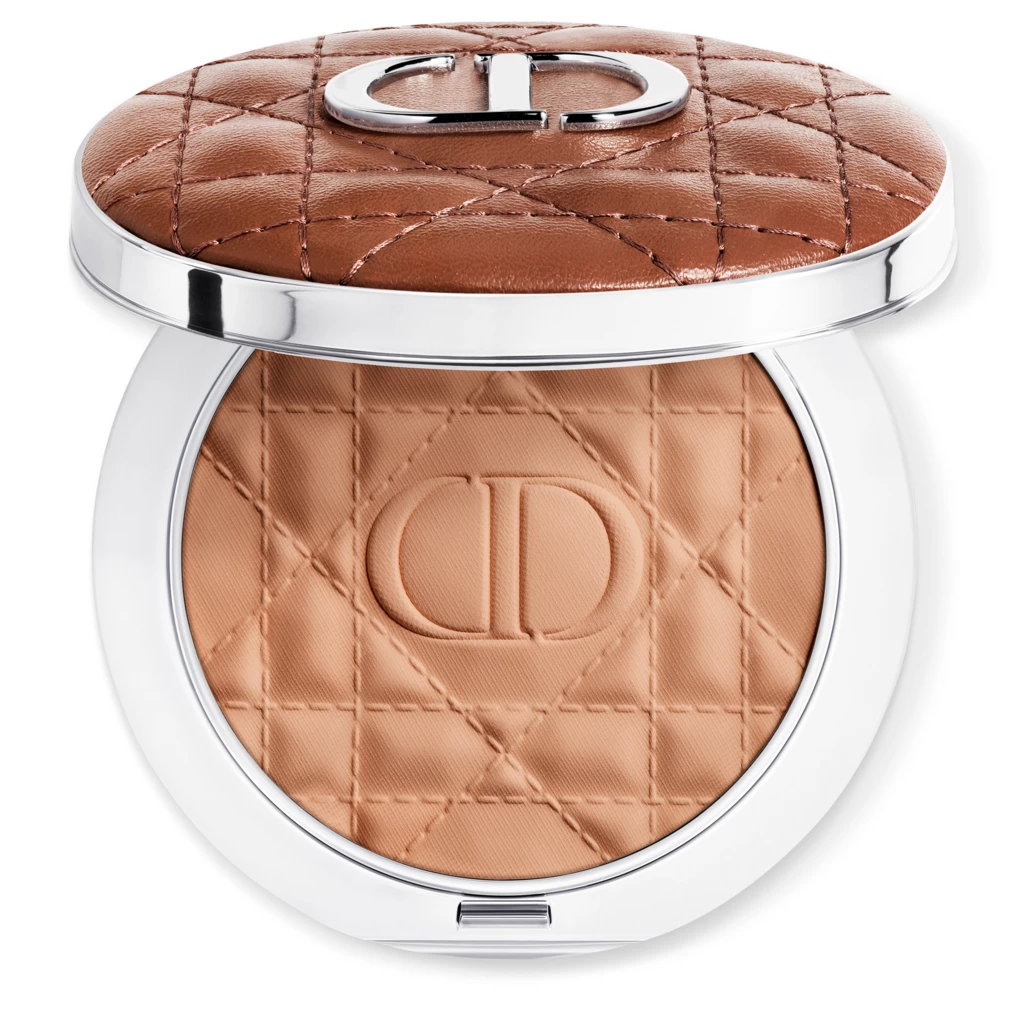 DIOR - Forever Nude Bronzer Velvet 04 Warm Matte på KICKS.no