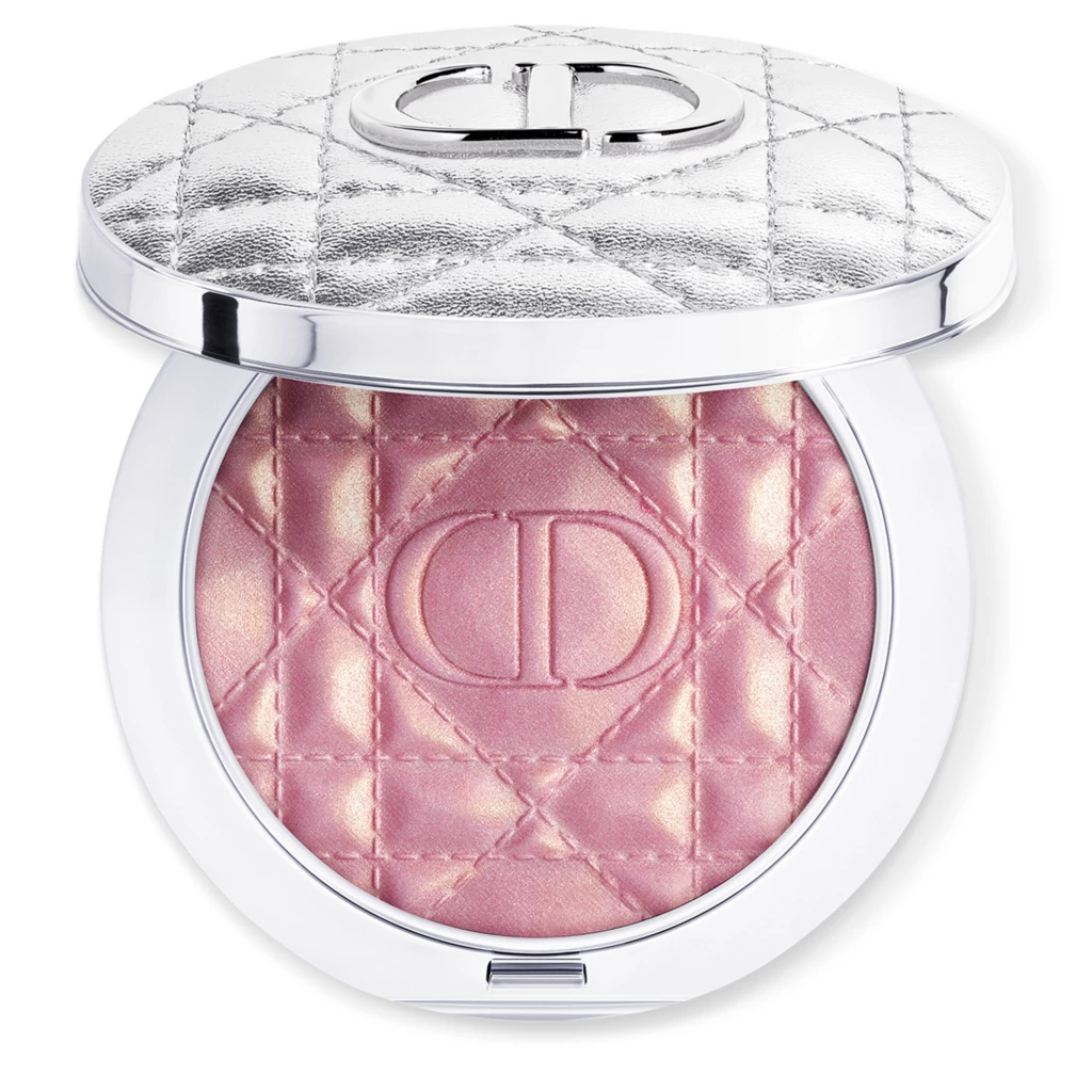 DIOR - Forever Glow Luminizer Highlighter 04 Pink Strobe på KICKS.no