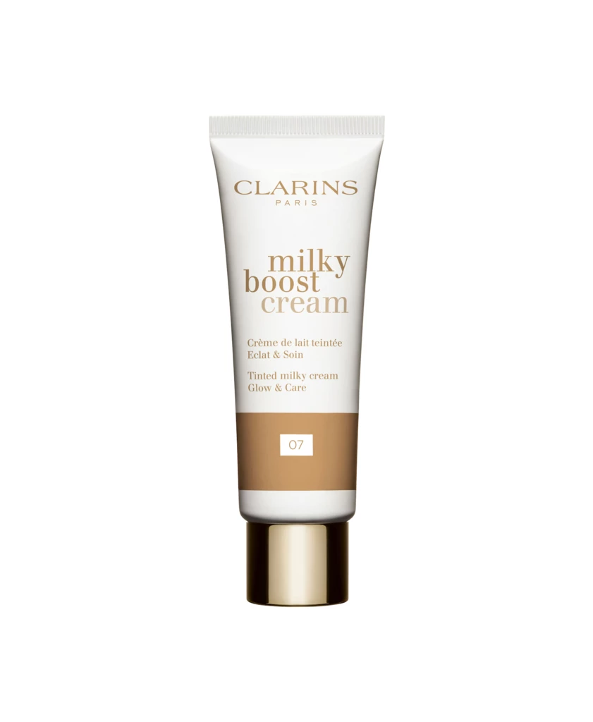 Clarins - Milky Boost Cream Foundation 7 på KICKS.no