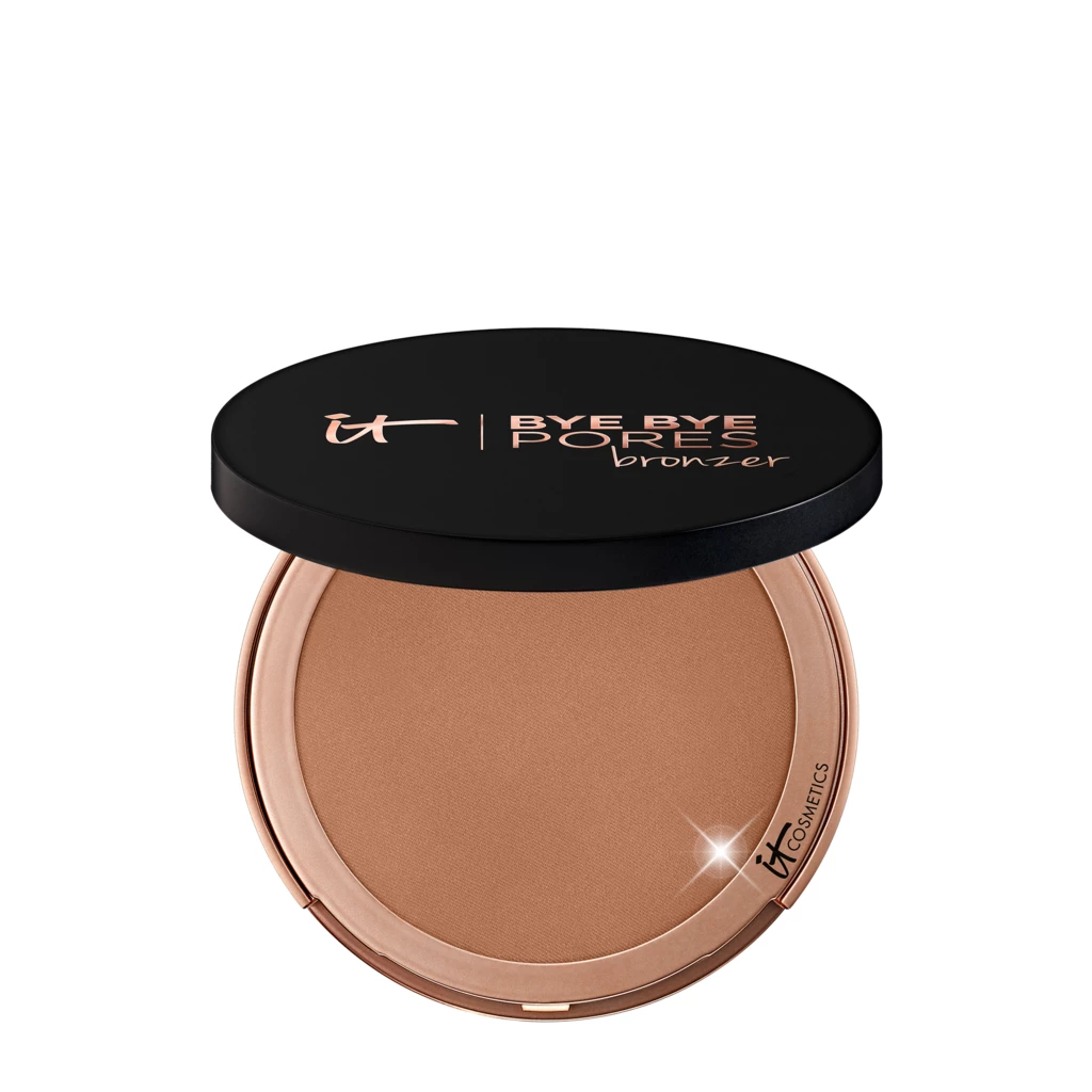 IT Cosmetics - Bye Bye Pores Bronzer på KICKS.se