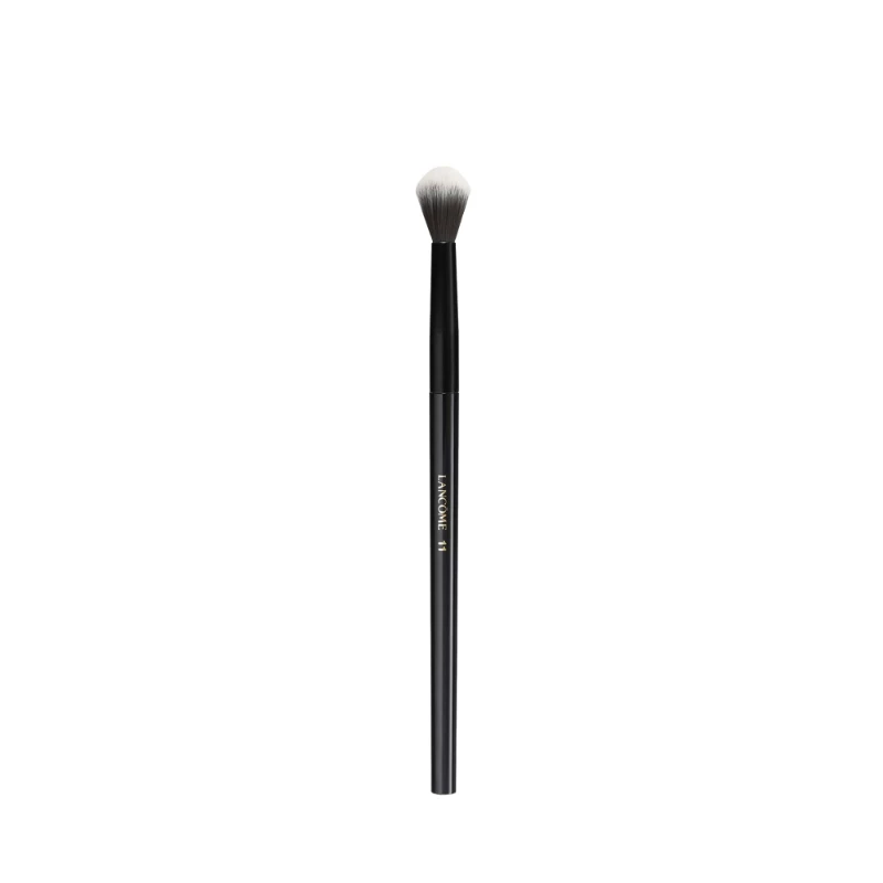 Lancôme - Precision Crease Brush #11 på KICKS.se