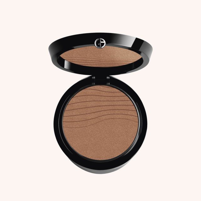 Luminous Silk Glow Fusion Finishing Powder 8 Luminous Silk Glow Fusion Finishing Powder 8