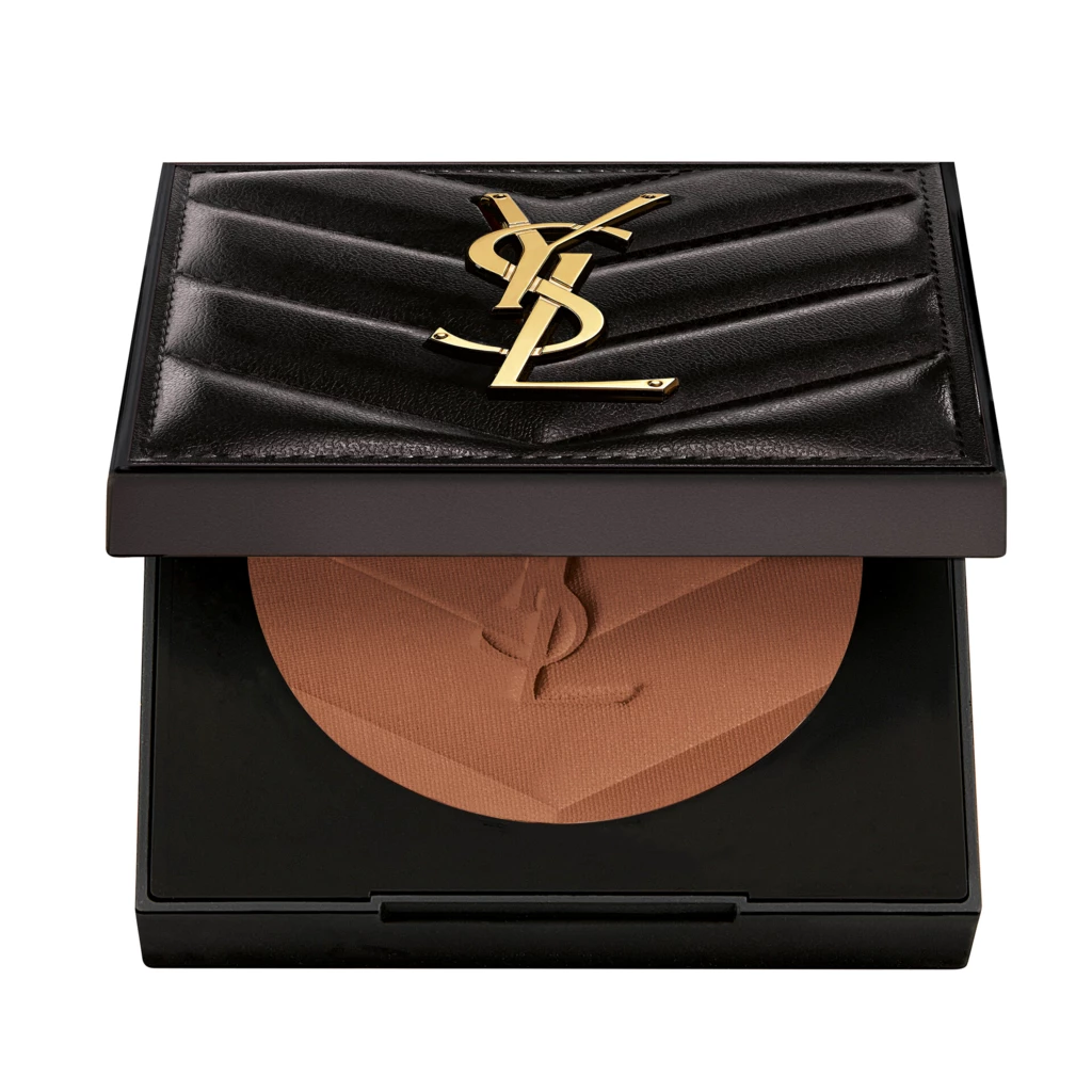 Yves Saint Laurent - All Hours Hyper Finish 7 på KICKS.se