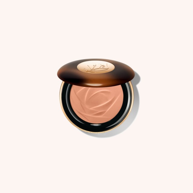 Teint Idole Ultra Wear C.E. Skin Transforming Bronzer 2 Teint Idole Ultra Wear C.E. Skin Transforming Bronzer 2