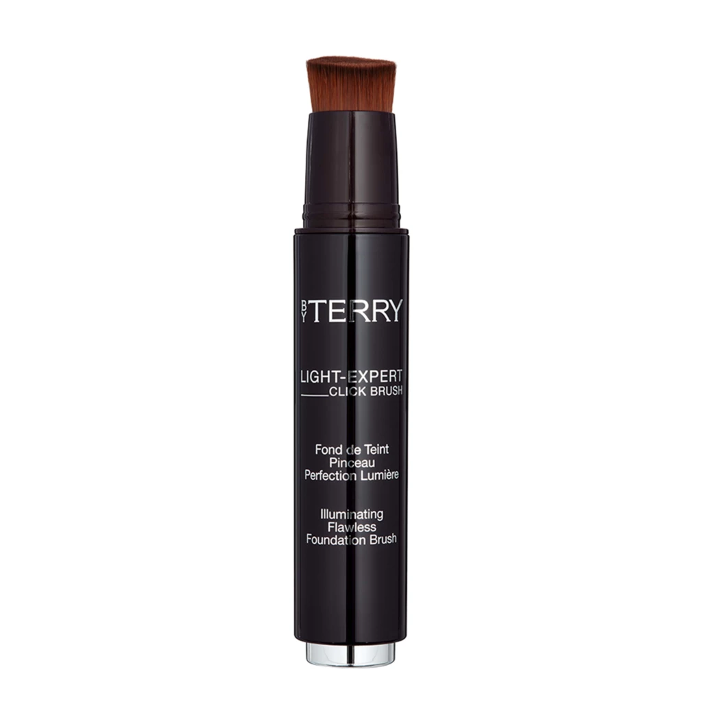 By Terry - Light Expert Click Brush Foundation 11 Amber Brown på KICKS.se