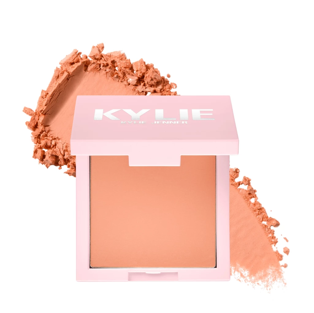 Kylie Cosmetics - Pressed Blush Powder 211 Kitten Baby på KICKS.no