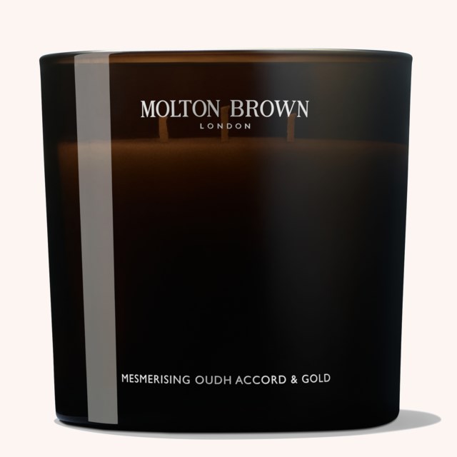 Mesmerising Oudh Accord & Gold Signature Candle 190 g Mesmerising Oudh Accord & Gold Signature Candle 190 g