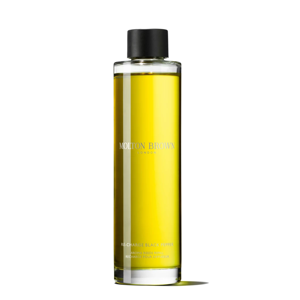 Molton Brown - Re-Charge Black Pepper Aroma Reeds Refill 150 ml på KICKS.se