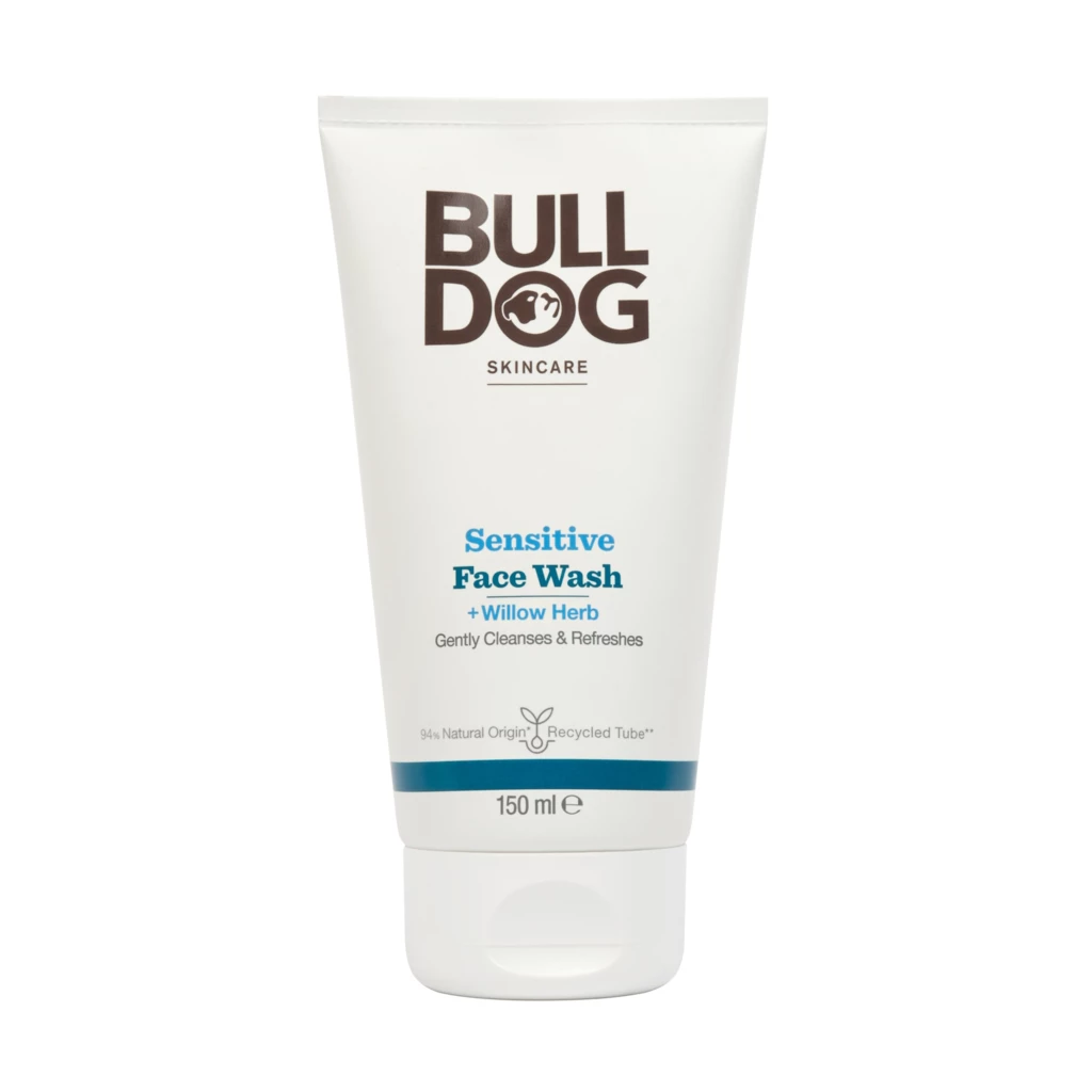 Bulldog - Sensitive Face Wash 150 mlosoitteessa Kicks.fi