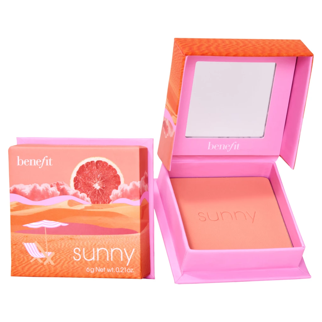 Benefit - Sunny Blush Coralosoitteessa Kicks.fi